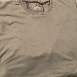 Under Armor short sleeve